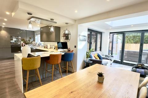 4 bedroom detached house for sale, Wellow Drive, Frome