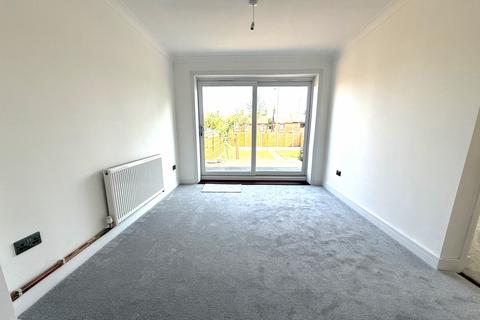 3 bedroom bungalow for sale, Dell Road East, Lowestoft, NR33