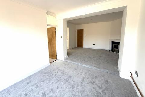 3 bedroom bungalow for sale, Dell Road East, Lowestoft, NR33