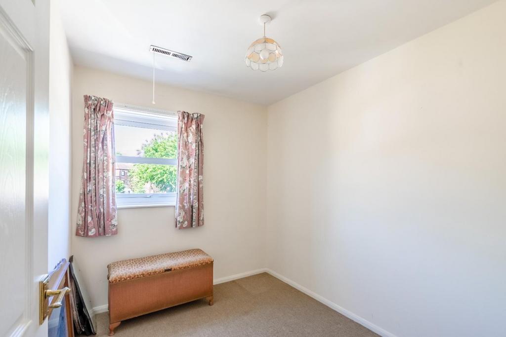 12c-8.jpg