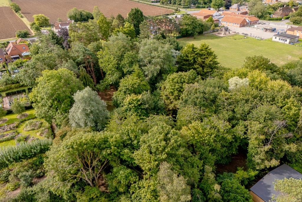 Land, Wheelwrights Cottage (Louth)-4