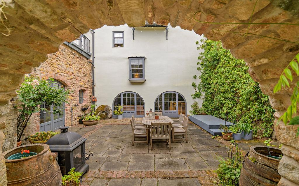Courtyard