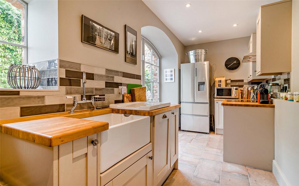 Second Kitchen