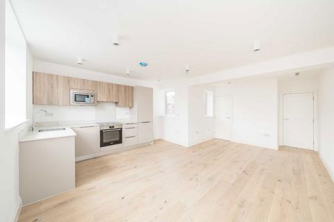 undefined, Elfin Grove, Teddington TW11