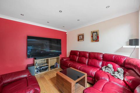undefined, Earley,  Reading,  Berkshire,  RG6