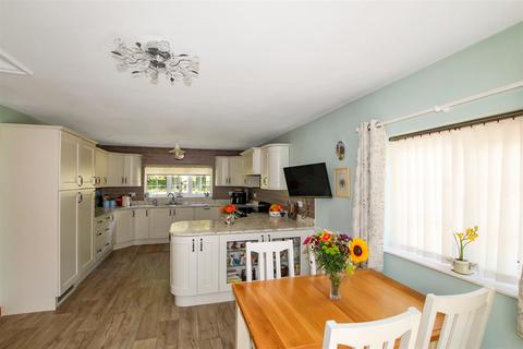 undefined, Torrington Lane, East Barkwith, Market Rasen LN8