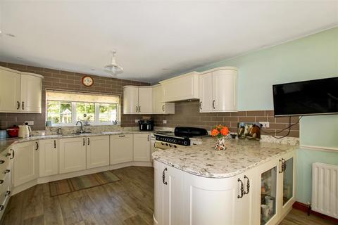 undefined, Torrington Lane, East Barkwith, Market Rasen LN8
