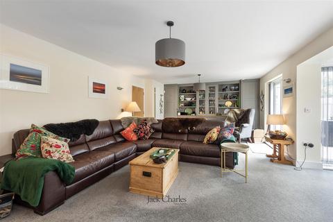 undefined, Pembury Road, Tonbridge