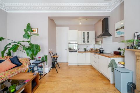 1 bedroom flat for sale, Atherfold Road, London, SW9