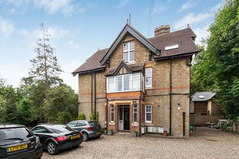 2 bedroom flat for sale, Hayes Lane, Kenley, CR8 5LE
