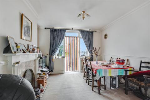 3 bedroom detached house for sale, Stapleford Road