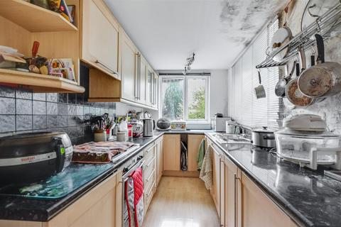 3 bedroom detached house for sale, Stapleford Road