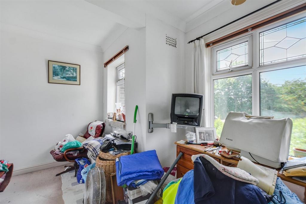 Bedroom 3 1.jpeg