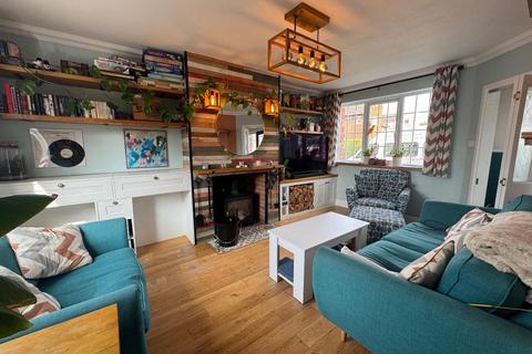 40 Romany Road, Northampton, NN2 7DJ