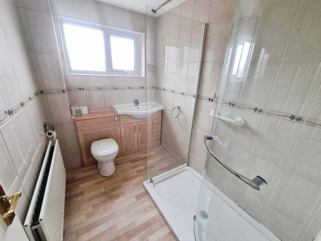 Pbox-bathroom-334806.jpg