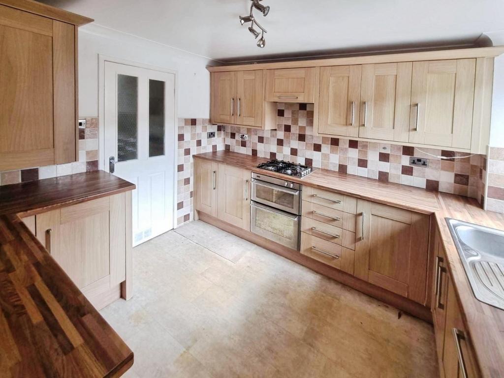 Pbox-kitchen-334806.jpg