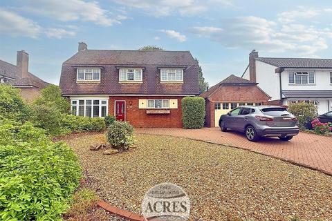 4 bedroom detached house for sale, Thornhill Park, Streetly