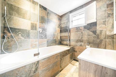 12 Brightfield Road, London, SE12 8QF
