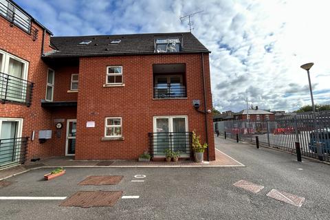 4 bedroom flat for sale, Wesleyan Court, Lincoln, LN2