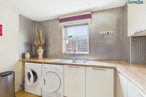 4 bedroom flat for sale, Wesleyan Court, Lincoln, LN2