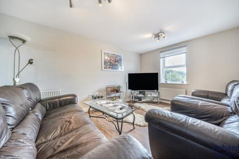 undefined, Cloatley Crescent, Royal Wootton Bassett, SN4