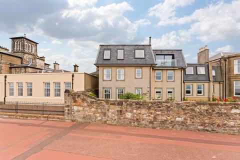 4/6 Arran Place, Edinburgh, EH15 2DU
