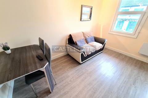 1 bedroom flat to rent, New Street, Huddersfield, HD1 2AX
