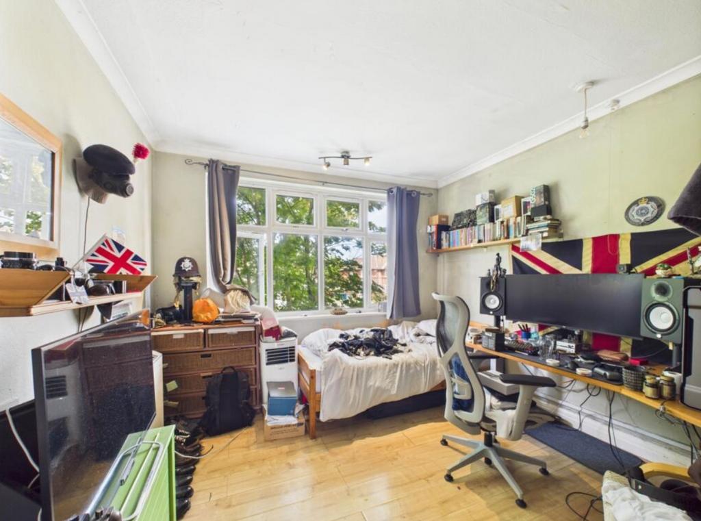 Main Bedroom
