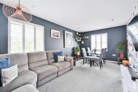 2 bedroom flat for sale, Fourdrinier Way, Hemel Hempstead, HP3
