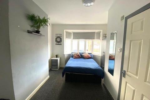 1 bedroom in a house share to rent, Dudley DY2