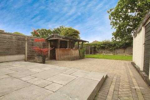 3 bedroom end of terrace house to rent, Hampson Crescent, Wilmslow SK9