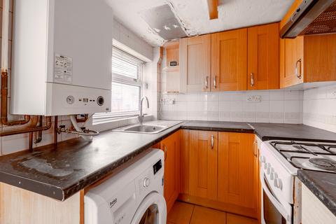 18 Alma Road, Lowestoft, NR32 2EA