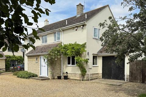 5 bedroom detached house for sale, Waterside, Ryhall