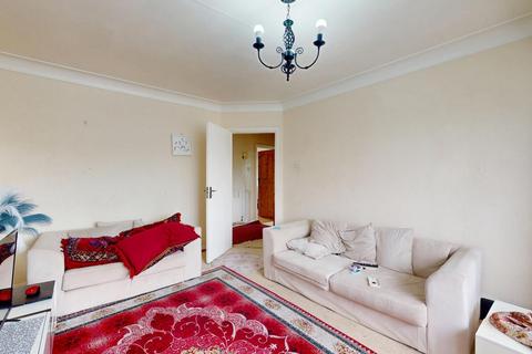 7 bedroom house for sale, 11, Beechwood Gardens, London, NW10