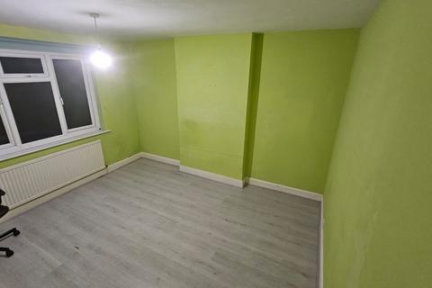 undefined, Elmer Gardens, Edgware HA8