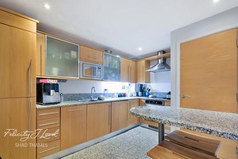 1 bedroom apartment for sale, Caraway Apartments, Shad Thames, SE1