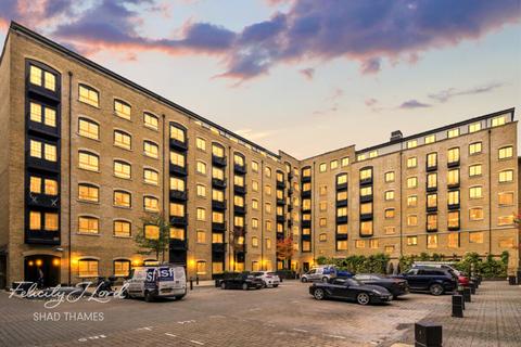 1 bedroom apartment for sale, Caraway Apartments, Shad Thames, SE1