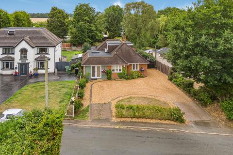 52 Barkers Lane, Wythall, Birmingham, B47 6BU