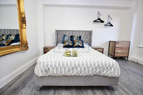 Studio for sale, Park West, Edgware Road, London, W2