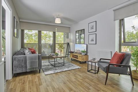 1 bedroom apartment to rent, Apex Gardens, Seven Sisters London N15