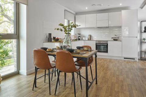 1 bedroom apartment to rent, Apex Gardens, Seven Sisters London N15