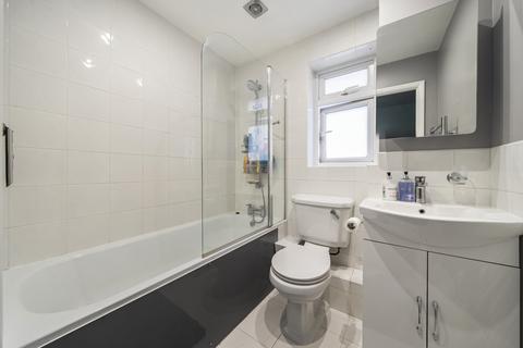 114 Franklin Way, Croydon, CR0 4UW