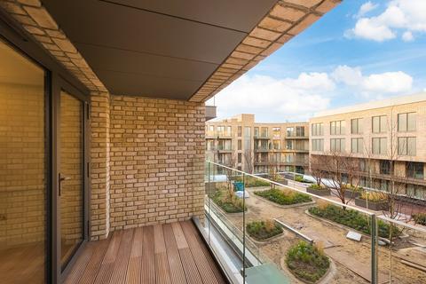 1 bedroom apartment for sale, Queen's Wharf, 2 Crisp Road, W6