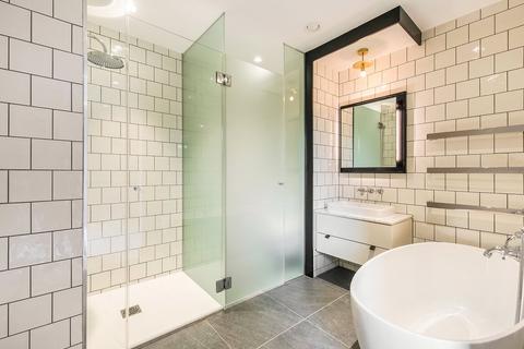 1 bedroom apartment for sale, Queen's Wharf, 2 Crisp Road, W6