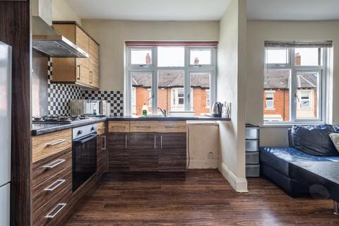 3 bedroom flat to rent, Cavendish Road, Newcastle Upon Tyne NE2
