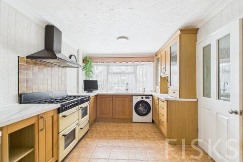 4 bedroom detached house for sale, Bartley Close, Benfleet, SS7