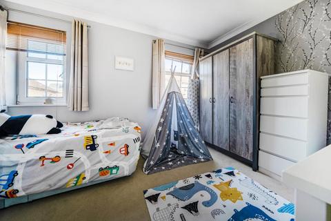 29 Allington Rise, Sherfield On Loddon, Hook, RG27 0ST