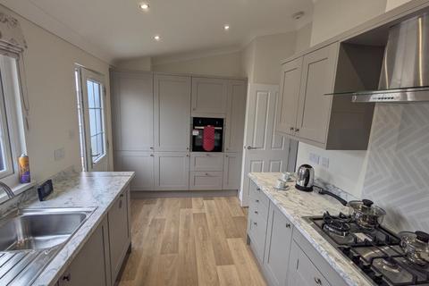 2 bedroom park home for sale, Bromyard Herefordshire