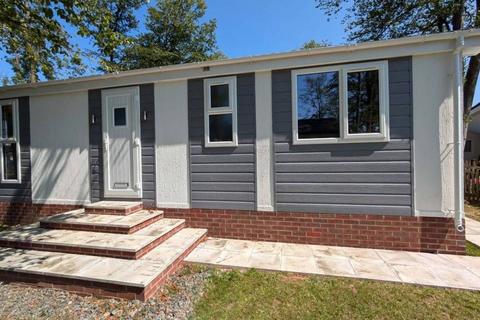 2 bedroom park home for sale, Bromyard Herefordshire