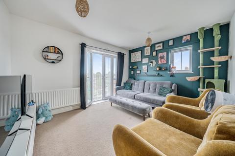 2 bedroom flat for sale, Scott Road, Tonbridge, TN9